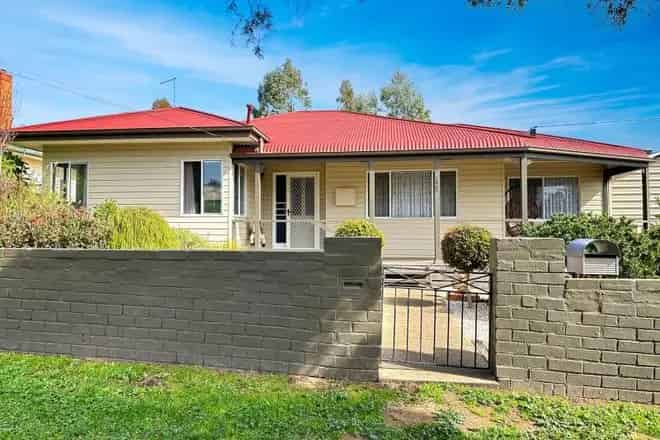House For Sale , 123, Gillies Street, Maryborough, Victoria
