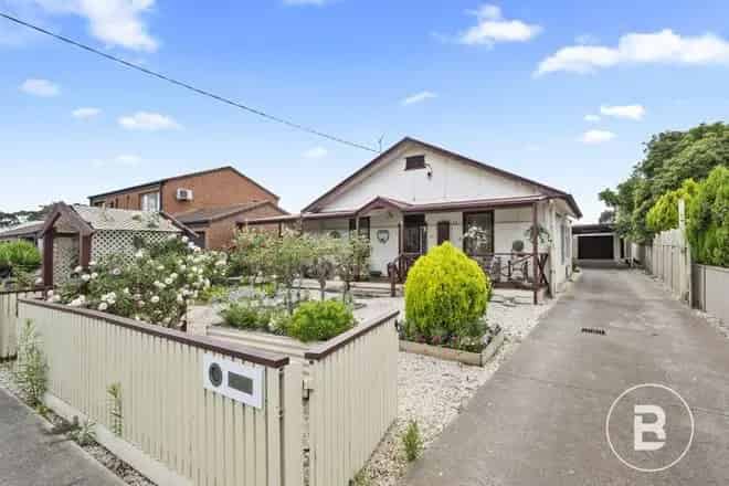 House For Sale , 92, Burns Street, Maryborough, Victoria