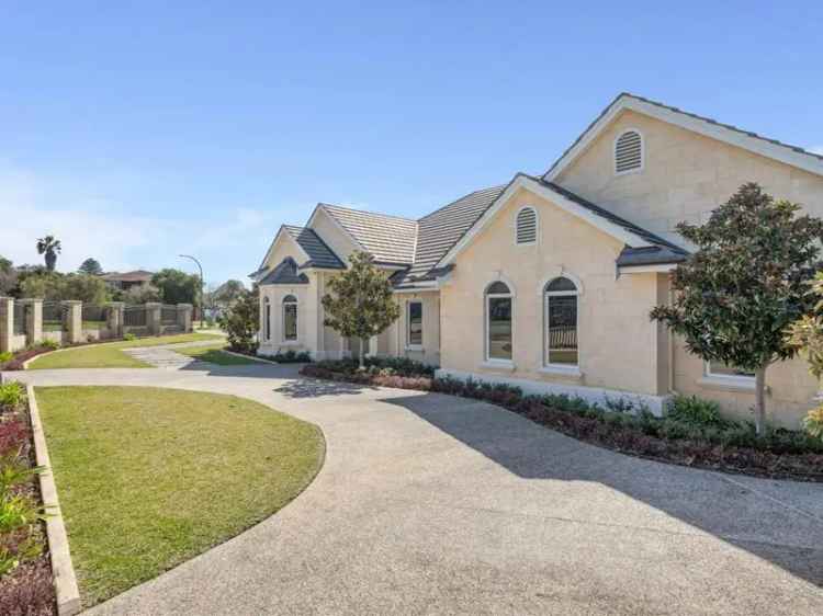 Luxury Floreat Home  Riverstone Built Grand Estate