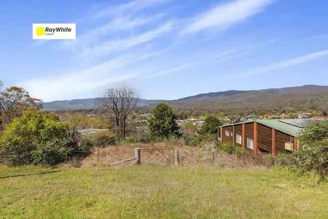 Land For Sale in Tumut, New South Wales