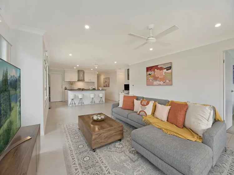 Contemporary Living In Palmwoods