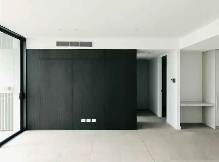 3 rooms apartment of 155 m² in Adelaide