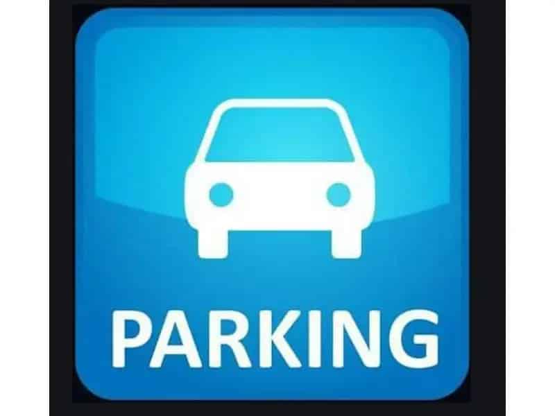 Tended Carpark At 228 A'Beckett Street - The Istana