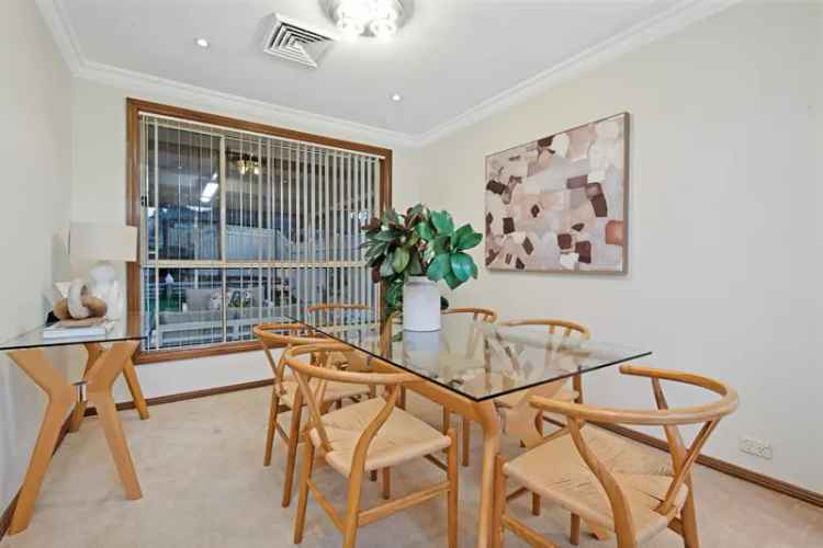 Auction Full Brick Family Home in Glenwood with Spacious Layout