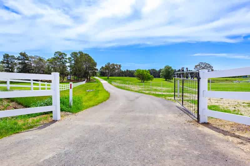Buy Land in Murrumbateman with Dual Occupancy and Scenic Features