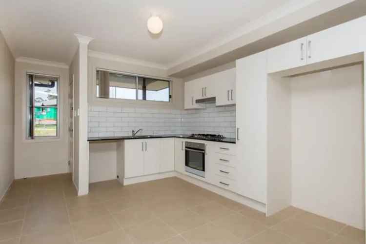 Villa For Rent in Lake Macquarie City Council, New South Wales