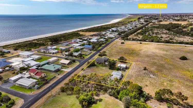 Spacious Allotment with Breath-taking Sea Views