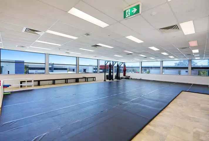 387 SQM FIRST FLOOR OFFICE SPACE WITH AMENITY A-PLENTY!!