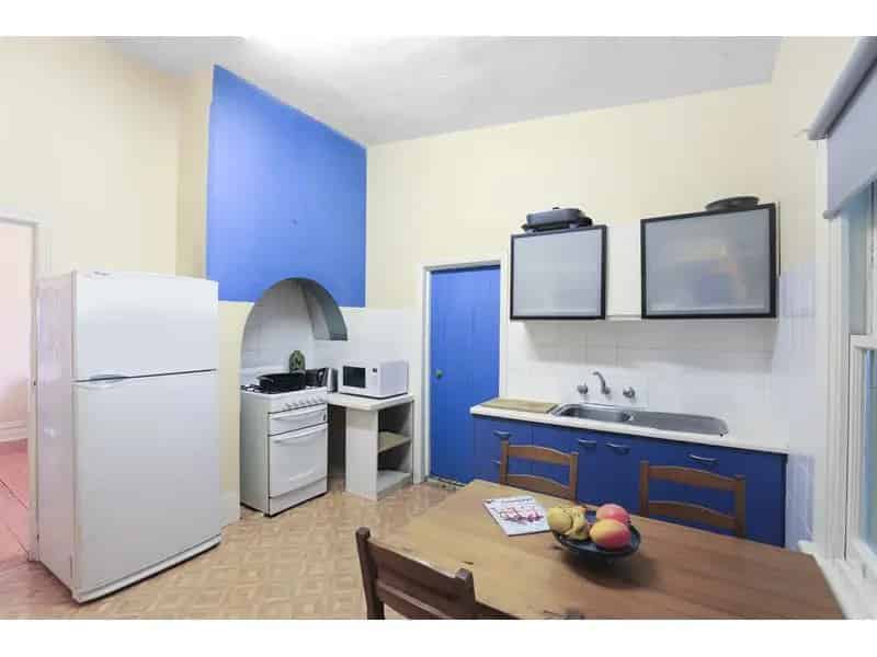 Two Bedroom Cottage In Ultra-Convenient Locale