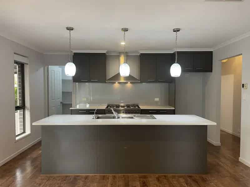 6 Bondi Drive, Seaford Rise SA 5169 - House For Lease