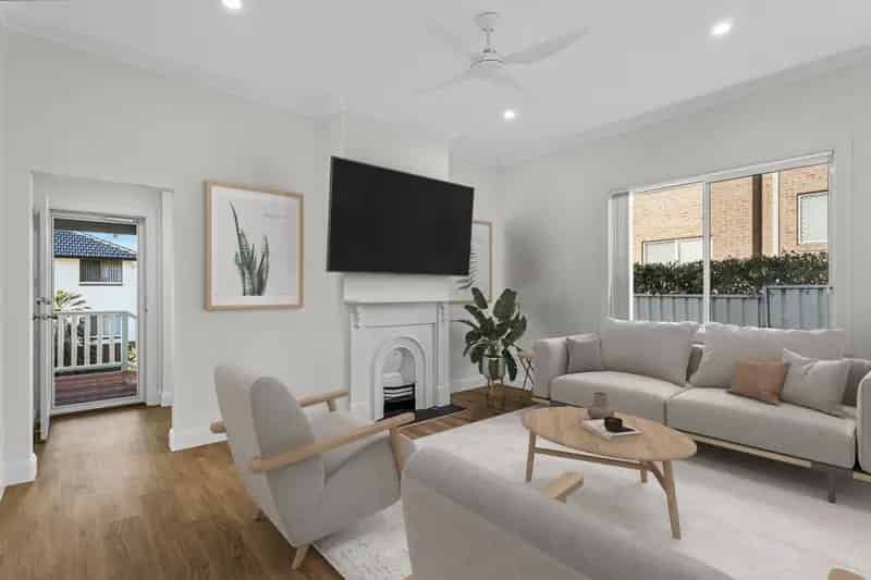 Real Estate For Lease - 4 Edward Street - Wollongong , NSW