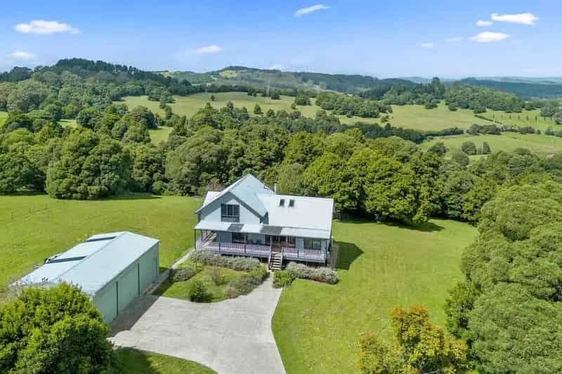 Lifestyle For Sale - 19 Belmore Falls Road, Robertson NSW 2577