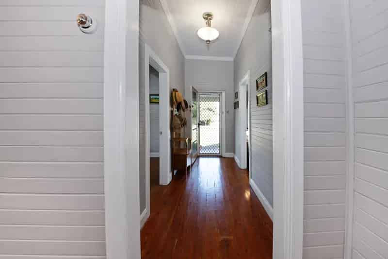 " Lincoln" Charming Character Home in Central Scone