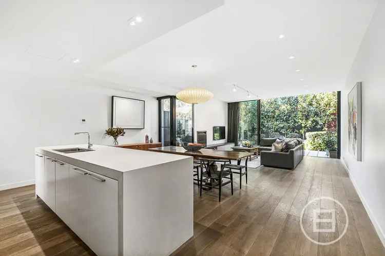 House For Sale in Melbourne, Victoria