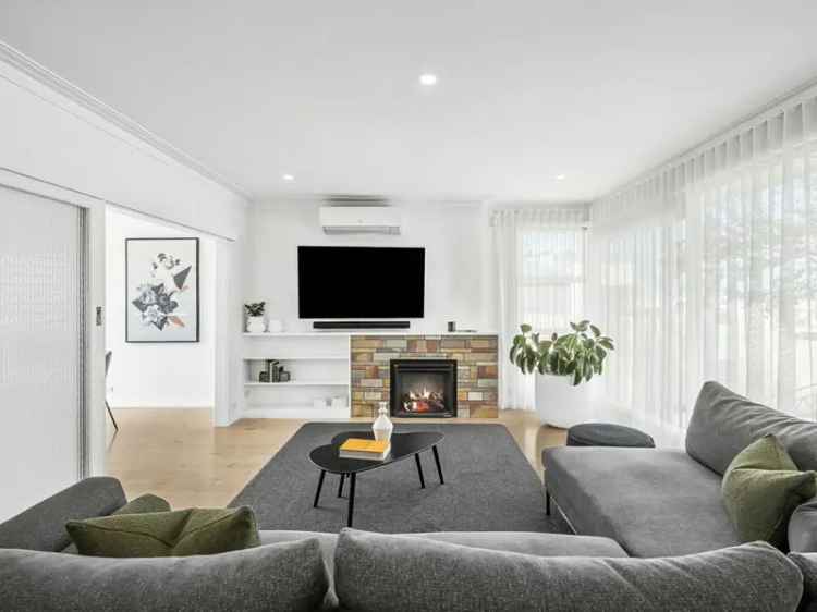 Newtown Delight Close To Pakington Street and Barwon River