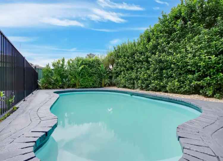 Charming 4-Bedroom Home with a Pool