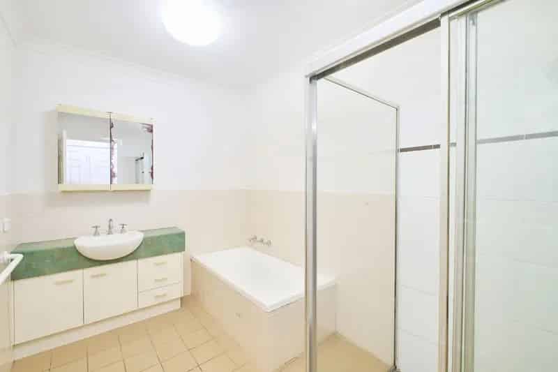 Real Estate For Lease - 10/2 Highfields Circuit - Port Macquarie , NSW
