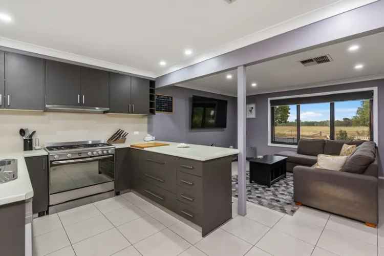 House For Rent in Wagga Wagga City Council, New South Wales