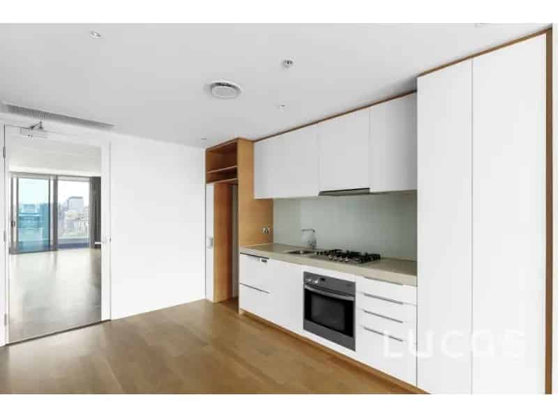 Superb Unfurnished Studio In The Conder