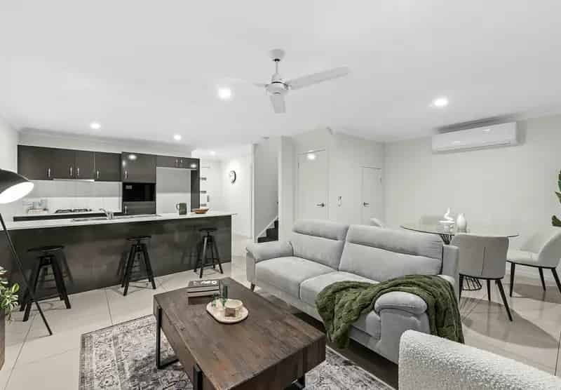 House For Sale , 77, Menser Street, City of Brisbane, Queensland