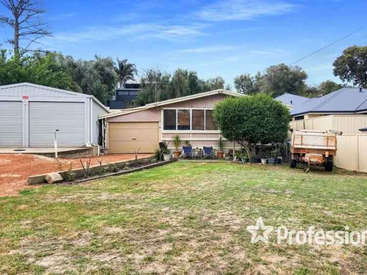 House For Sale in Shire Of Harvey, Western Australia