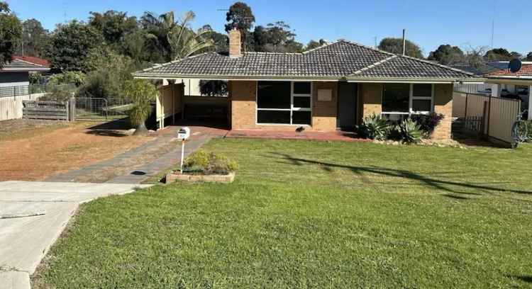 3x1 East Bunbury Home Large Kitchen Family Bathroom Shed