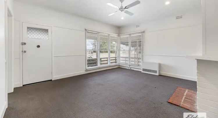 House For Rent in Stawell, Victoria