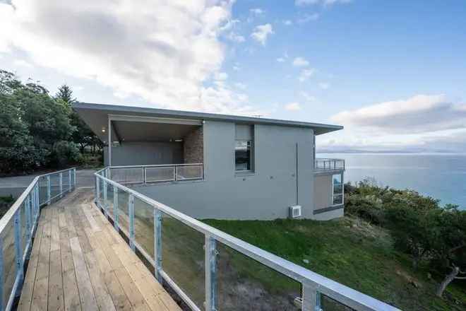 Tasmania's Distinguished Dual Living Residence with Stunning Water Views