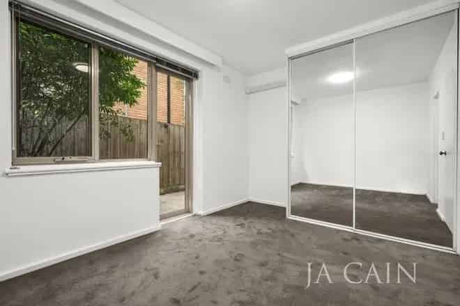 Apartment For Rent , Melbourne, Victoria