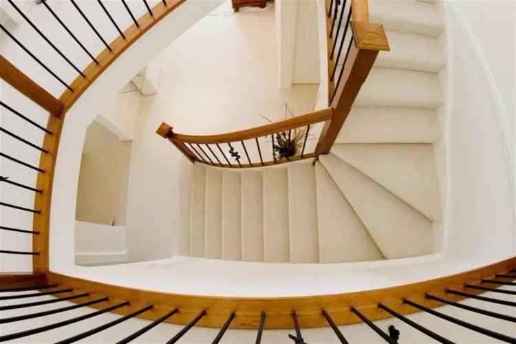 Market Leading Timber Staircase Joiners with Freehold