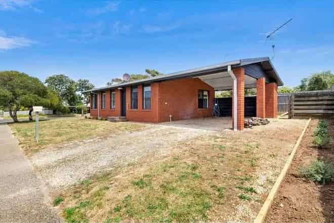 House For Rent , 18, Antares Court, Torquay, Victoria
