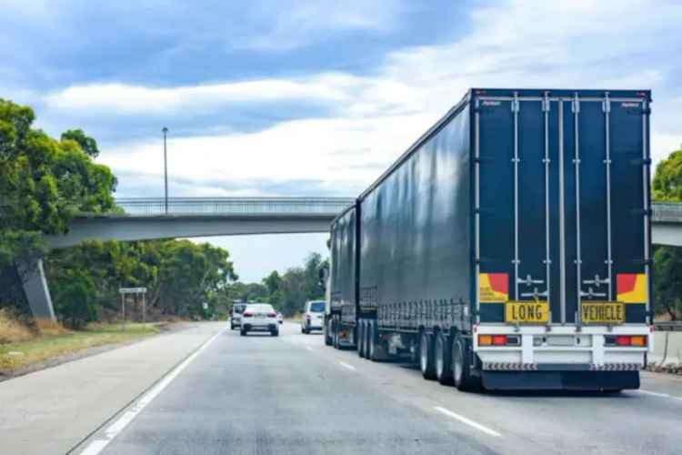 Buy Freight and Storage Business in Melbourne with Extensive Assets