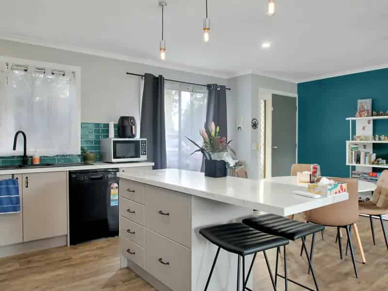 Block of units For Sale , 96, Wallace Street, Bairnsdale, Victoria