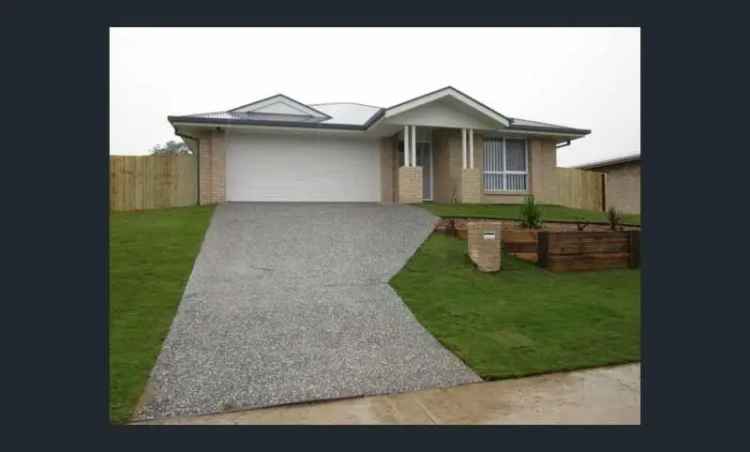 4 BEDROOM 2 BATHROOM 2 CAR ACCOMMODATION WITH LARGE BACKYARD