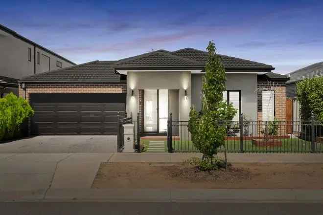 House For Sale in Melbourne, Victoria