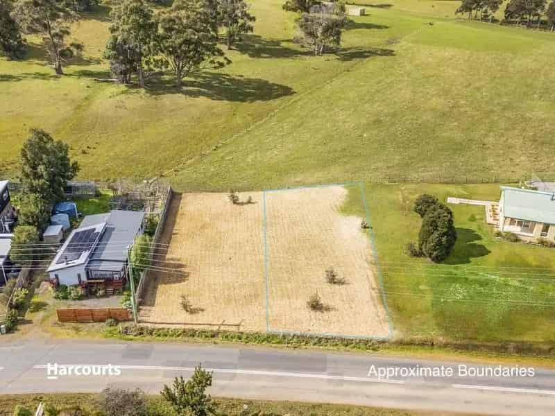 Build Your Dream Home on Scenic Land in Deep Bay