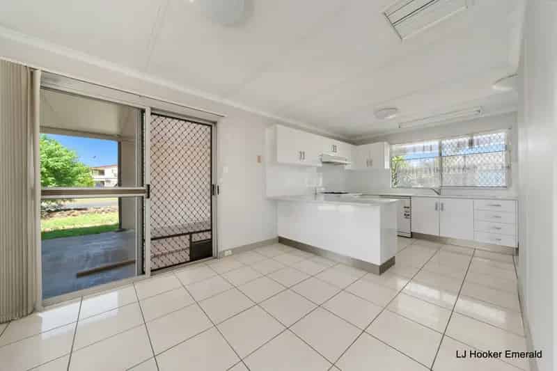 Buy House in North Side with 4 Spacious Bedrooms and Modern Features