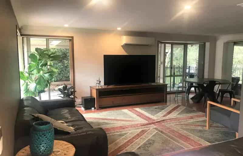 Spacious Family Home in Quiet Street