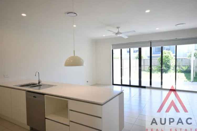 3 Bed Townhouse in Blacktown Near CBD - Family Home