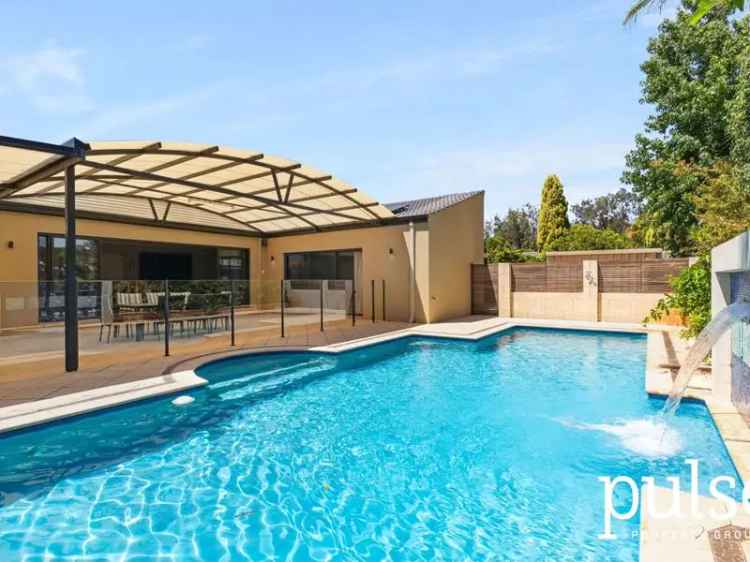 House For Sale in City of Melville, Western Australia