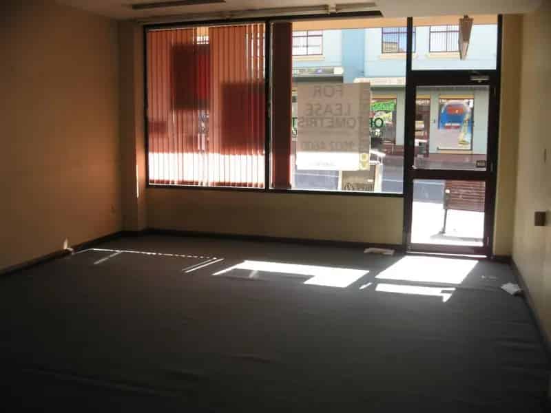 RETAIL OR PROFESSIONAL SUITE