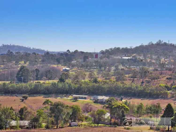 Buy land in Armidale with elevated views and convenient location