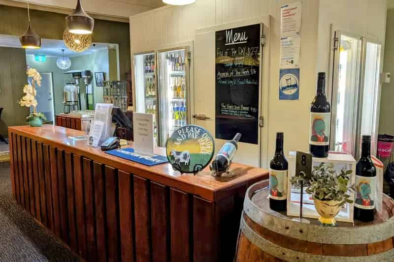 Buy Commercial Tavern Restaurant in Cohuna with Outdoor Seating