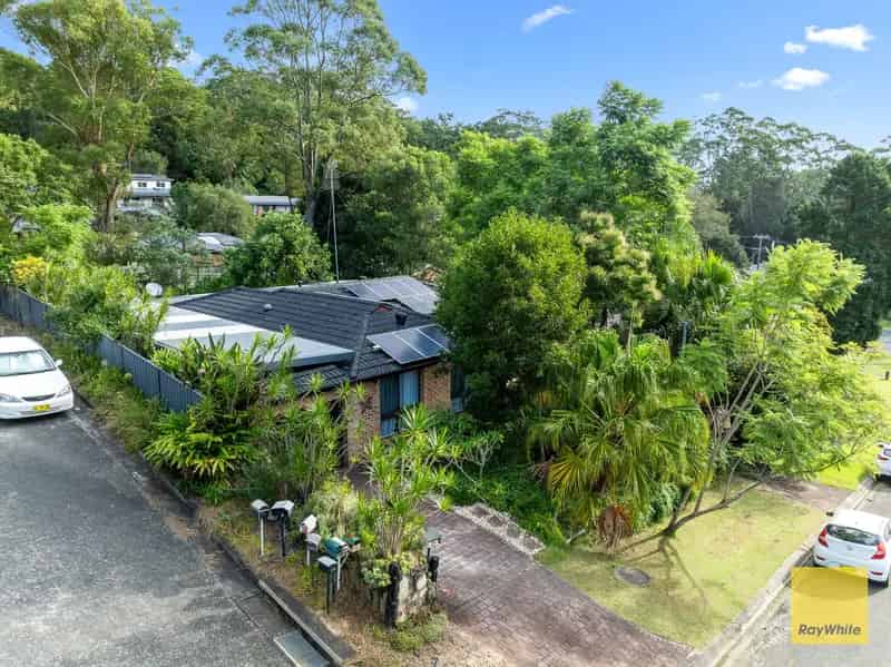 MODERN 4 BEDROOM FAMILY HOME IN SOUGHT AFTER LOCATION!