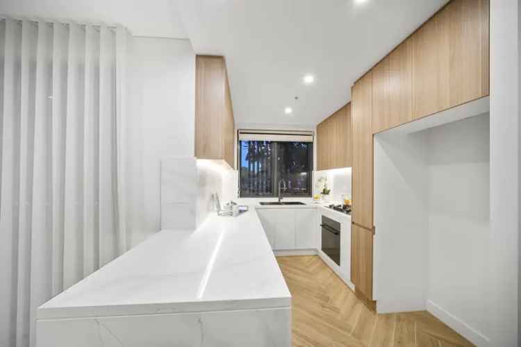 Buy Exquisite 2 Bedroom Apartment in Upper North Shore Sydney