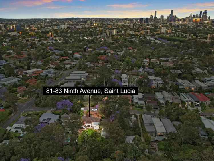 Spacious Double Block Near UQ  Five Bedroom House