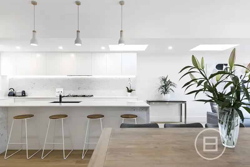 Buy house in Melbourne with stunning façade and spacious living areas