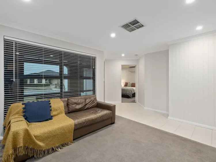 House For Sale in City of Gosnells, Western Australia