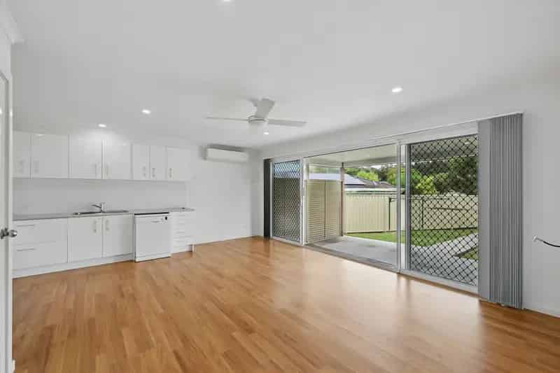 Real Estate For Lease - 5a Begonia Place - Port Macquarie , NSW