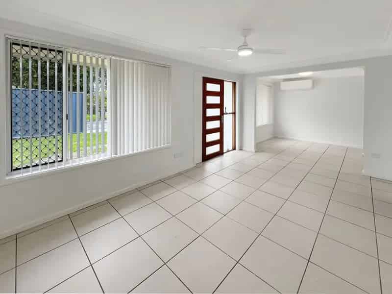 2 Bedroom Villa for Lease - Pet Friendly - Updated